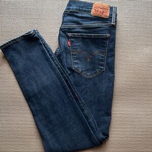 Levi’s 311 Shaping Skinny Jeans size 29
